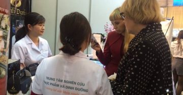 Bí quyết gì khiến cả Tây lẫn Ta ‘mê mẩn’ với tỏi đen Linh Đan?